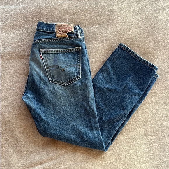 Vintage Distressed Levi’s 505 Jeans - Picture 1 of 10